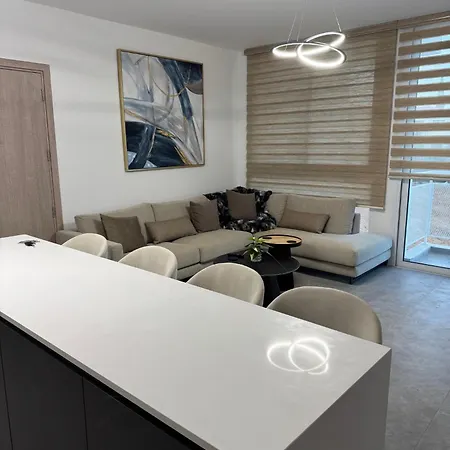 Modern Marvel Seaview Apartament Paralimni