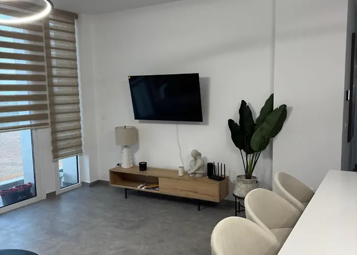 Modern Marvel Seaview 아파트 파라림니