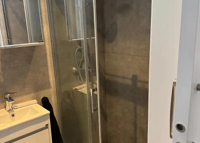 아파트 Modern Marvel Seaview *